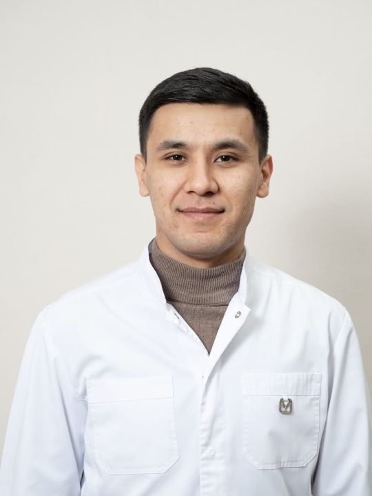 Офтальмохирург Тоджибоев Джалолиддин Бадриддинович